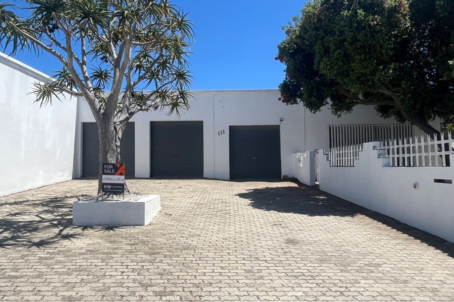 6 Bedroom Property for Sale in Cannonville Eastern Cape